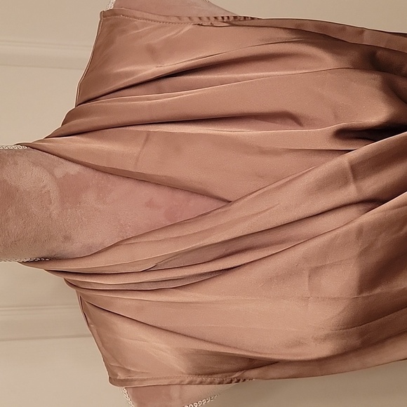 Boston Proper Size 8 Draped Surplice Faux Wrap Top Metallic Champagne Colored - Picture 4 of 12